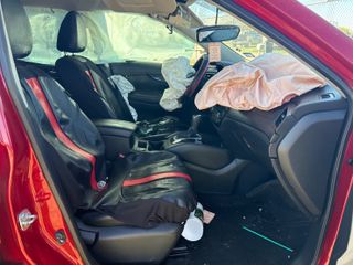 2017 Nissan Rogue SL - Interior Front Seat Image